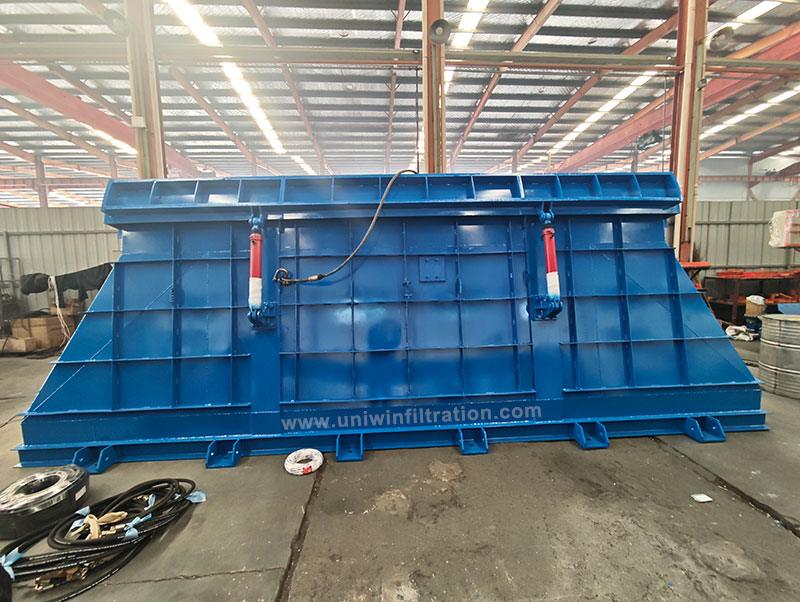 filter press sludge storage hopper