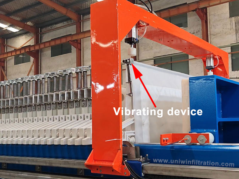 vibrating filter press