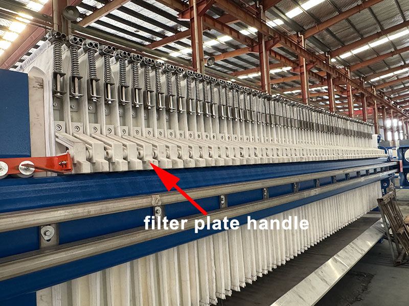 filter plate handle