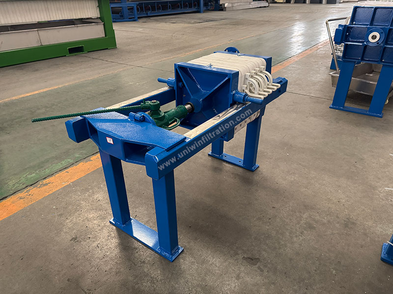 Manual filter press